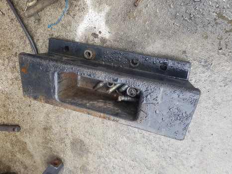Ford 6635 Fiat L95 New Holland Tl100 Front Weight Carrier 5199414, 5172314 - 对重装置:图1 Ford 6635 Fiat L95 New Holland Tl100 Front Weight Carrier 5199414, 5172314 - 对重装置:图1