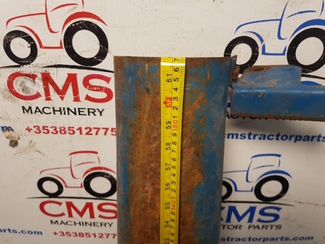 Ford 7610, 6610, 5610 Propeller Shield E4nn3n278cb11b, E4nn3n278ca11b, 83955828 - 螺旋桨轴 适用于 拖拉机:图1 Ford 7610, 6610, 5610 Propeller Shield E4nn3n278cb11b, E4nn3n278ca11b, 83955828 - 螺旋桨轴 适用于 拖拉机:图1