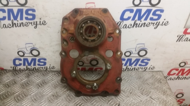 Ford 7610, 8210, 7810 10 Series Transmission Cover 83924960, E0nn7049ba - 变速箱:图3 Ford 7610, 8210, 7810 10 Series Transmission Cover 83924960, E0nn7049ba - 变速箱:图3