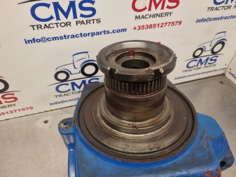 Ford Tw, 8630, 8530, Tw35 Front Axle Swivel Housing Lhs Zp4472354245, 83971636 - 前轴:图4 Ford Tw, 8630, 8530, Tw35 Front Axle Swivel Housing Lhs Zp4472354245, 83971636 - 前轴:图4
