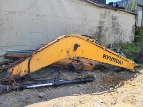 Hyundai Hx220lc Boom 5.68 M 61k6-10100, 61k6-11062 - 臂架 适用于 挖掘机:图1 Hyundai Hx220lc Boom 5.68 M 61k6-10100, 61k6-11062 - 臂架 适用于 挖掘机:图1