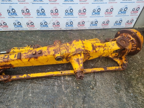 Jcb 525-58, 530-110, 530-69, 525, 530 Series Front Axle Complete 450/10216 - 轴及其零件:图3 Jcb 525-58, 530-110, 530-69, 525, 530 Series Front Axle Complete 450/10216 - 轴及其零件:图3