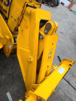 Jcb 542-70 Ag Loader boom complete 332/l8080, 333/c6185, 556/60508, 400/x6990 - 备件 适用于 伸缩臂叉装车:图1 Jcb 542-70 Ag Loader boom complete 332/l8080, 333/c6185, 556/60508, 400/x6990 - 备件 适用于 伸缩臂叉装车:图1