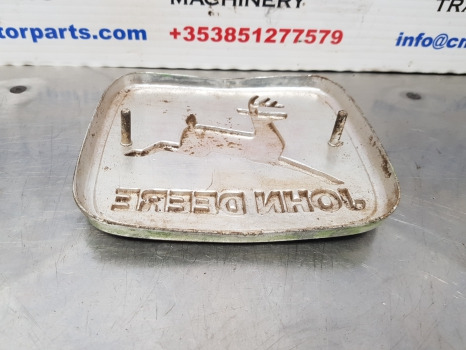 John Deere 3050, 3040, 40, 55 , 50series, Front Bonnet Medallion, Badge L36573 - 车身和外部 适用于 农业机械:图4 John Deere 3050, 3040, 40, 55 , 50series, Front Bonnet Medallion, Badge L36573 - 车身和外部 适用于 农业机械:图4