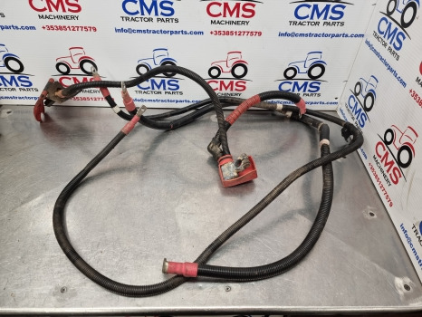 John Deere 6145r, 6r Series, Battery Cables Assy Al218316, Al220485 - 电气系统 适用于 农业机械:图1 John Deere 6145r, 6r Series, Battery Cables Assy Al218316, Al220485 - 电气系统 适用于 农业机械:图1