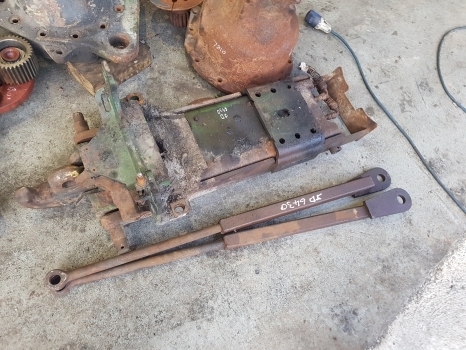 John Deere 6430, 6115m Hydraulic Pick Up Hitch Assy Al229595, Al169076, Al169077 - 快速耦合器 适用于 拖拉机:图1 John Deere 6430, 6115m Hydraulic Pick Up Hitch Assy Al229595, Al169076, Al169077 - 快速耦合器 适用于 拖拉机:图1