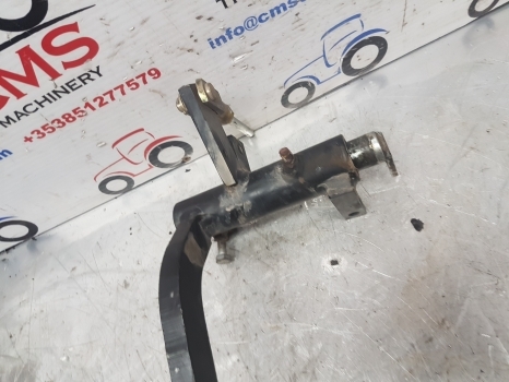 Manitou Mrt 2540 M Series Cab Brake Pedal 527321 - 踏板 适用于 伸缩臂叉装车:图5 Manitou Mrt 2540 M Series Cab Brake Pedal 527321 - 踏板 适用于 伸缩臂叉装车:图5