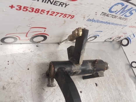 Manitou Mrt 2540 M Series Cab Brake Pedal 527321 - 踏板 适用于 伸缩臂叉装车:图4 Manitou Mrt 2540 M Series Cab Brake Pedal 527321 - 踏板 适用于 伸缩臂叉装车:图4