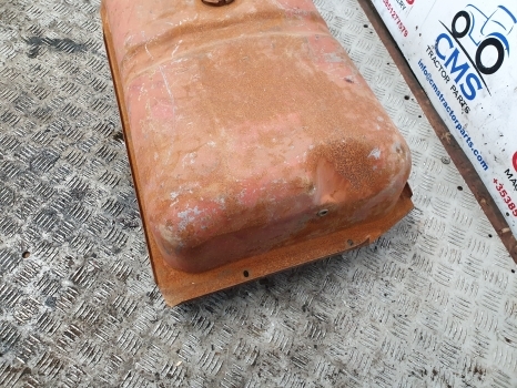 Massey Ferguson 135 Original Fuel Tank 897401m91, 897390m91, 897390m91 - 燃料箱 适用于 拖拉机:图3 Massey Ferguson 135 Original Fuel Tank 897401m91, 897390m91, 897390m91 - 燃料箱 适用于 拖拉机:图3