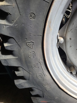 Massey Ferguson 265, 275, 290 Rear Wheel And Tyre 16.9r34 - 车轮:图4 Massey Ferguson 265, 275, 290 Rear Wheel And Tyre 16.9r34 - 车轮:图4