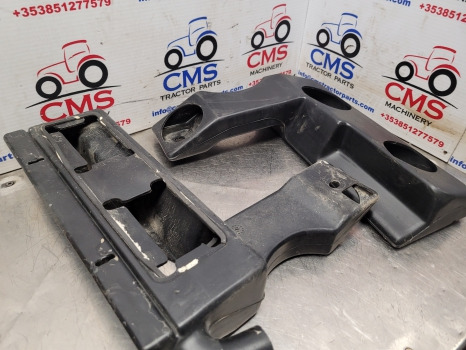 Massey Ferguson 4245, 4255, 4355 Cab Air Vent 3806427m3, 3806426m3 - 空调零件:图4 Massey Ferguson 4245, 4255, 4355 Cab Air Vent 3806427m3, 3806426m3 - 空调零件:图4