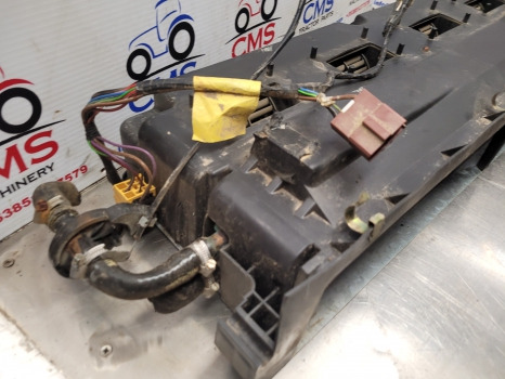 Massey Ferguson 4355, 4245, 4255, 4260, 4270 Cab Air Heater Unit 3807646m91 - 空调零件:图3 Massey Ferguson 4355, 4245, 4255, 4260, 4270 Cab Air Heater Unit 3807646m91 - 空调零件:图3