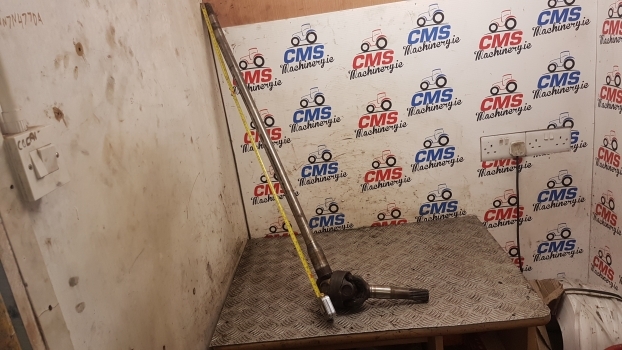 Massey Ferguson 50hx, 50b Front Axle Drive Shaft - 传动轴 适用于 反铲装载机:图1 Massey Ferguson 50hx, 50b Front Axle Drive Shaft - 传动轴 适用于 反铲装载机:图1