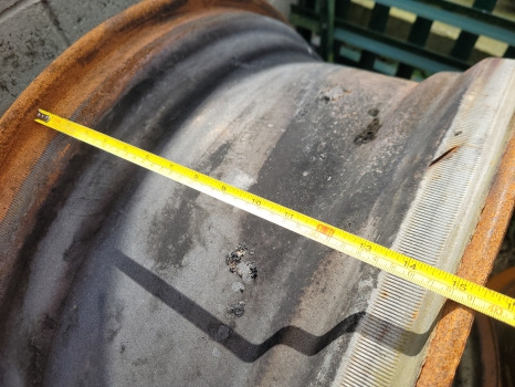Massey Ferguson 5445, 5460, 5455, 5712, 5465, 6480 Rear Wheel Rim Pair W15 X 34 - 轮圈 适用于 农业机械:图4 Massey Ferguson 5445, 5460, 5455, 5712, 5465, 6480 Rear Wheel Rim Pair W15 X 34 - 轮圈 适用于 农业机械:图4