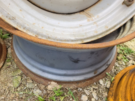 Massey Ferguson 5445, 5460, 5455, 5712, 5465, 6480 Rear Wheel Rim Pair W15 X 34 - 轮圈 适用于 农业机械:图2 Massey Ferguson 5445, 5460, 5455, 5712, 5465, 6480 Rear Wheel Rim Pair W15 X 34 - 轮圈 适用于 农业机械:图2