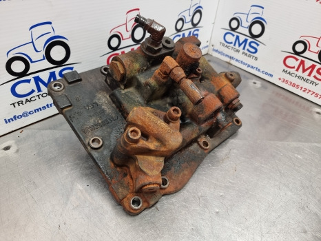 Massey Ferguson 5612, 5400, 5600, 5700, 6700 Hydraulic Pump Cover 4313856m1 - 液压系统:图3 Massey Ferguson 5612, 5400, 5600, 5700, 6700 Hydraulic Pump Cover 4313856m1 - 液压系统:图3
