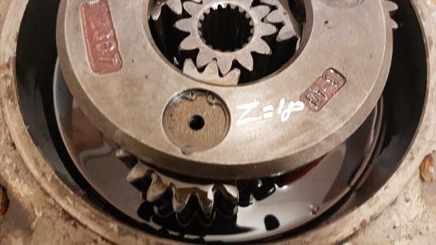 Massey Ferguson 8100 Series Hub Cover With Planetary And Sun Gears 3429856m1 - 前轴 适用于 拖拉机:图3 Massey Ferguson 8100 Series Hub Cover With Planetary And Sun Gears 3429856m1 - 前轴 适用于 拖拉机:图3