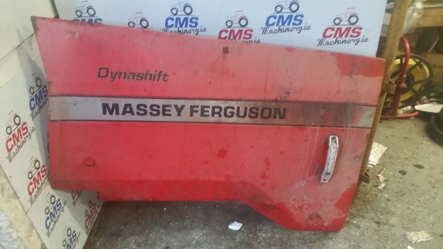 Massey Ferguson 8150 Front Side Panel Right 3713233m91 - 车身和外部 适用于 拖拉机:图1 Massey Ferguson 8150 Front Side Panel Right 3713233m91 - 车身和外部 适用于 拖拉机:图1