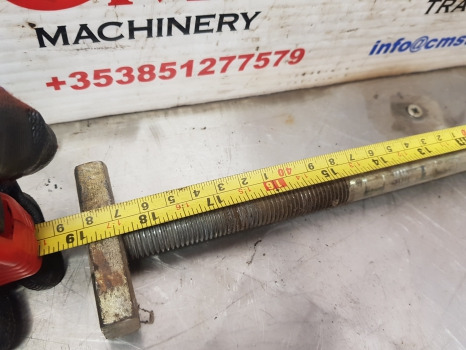 New Holland Case T6, T7, Tsa, Mxu, Maxxum, Puma Weight Bolt Kit 470mm 83924733 - 对重装置:图5 New Holland Case T6, T7, Tsa, Mxu, Maxxum, Puma Weight Bolt Kit 470mm 83924733 - 对重装置:图5