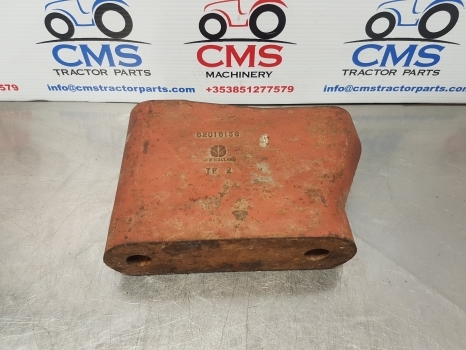 New Holland Tm Series Tm130, Tm140 Front Weight Frame Support Bracket 82016138 - 对重装置:图1 New Holland Tm Series Tm130, Tm140 Front Weight Frame Support Bracket 82016138 - 对重装置:图1