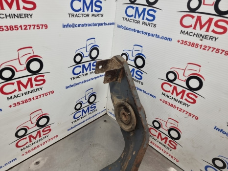 New Holland Tm155, Tm140, Tm165, 8360, Tm, 60, Cab Suspension Bracket 82021166 - 驾驶室悬架:图5 New Holland Tm155, Tm140, Tm165, 8360, Tm, 60, Cab Suspension Bracket 82021166 - 驾驶室悬架:图5