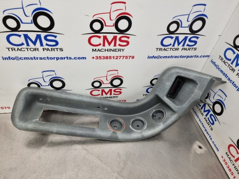 New Holland Ts115, Tm115, Tm125, Ts90 Air Conditioning Panel 82011639, 82034494 - 驾驶室和内部:图1 New Holland Ts115, Tm115, Tm125, Ts90 Air Conditioning Panel 82011639, 82034494 - 驾驶室和内部:图1