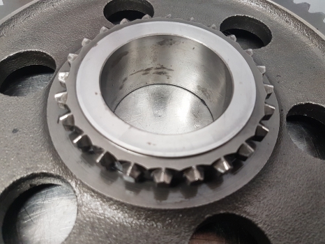 传动装置 New Holland Ts115a, Tsa, T6000 Series, Pto Gear Z62 5192158：图8