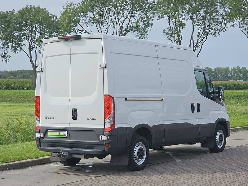 Iveco Daily 35S14 L1H2 Airco Euro6 - 无侧窗厢式货车:图3 Iveco Daily 35S14 L1H2 Airco Euro6 - 无侧窗厢式货车:图3