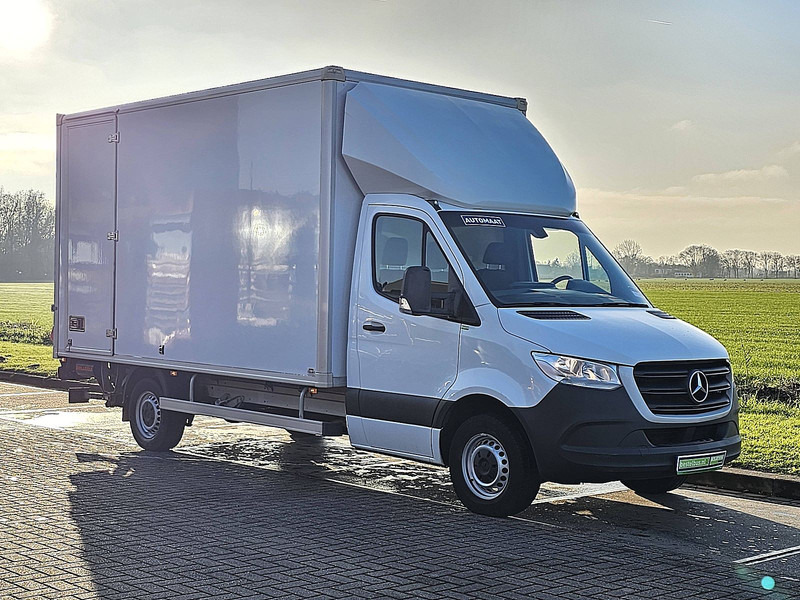 Mercedes-Benz Sprinter 317 - 厢式货车:图4 Mercedes-Benz Sprinter 317 - 厢式货车:图4