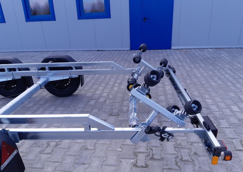 BRENDERUP 242500 TB SR | 2500 kg / 720 x 220 cm - 船拖车:图5 BRENDERUP 242500 TB SR | 2500 kg / 720 x 220 cm - 船拖车:图5