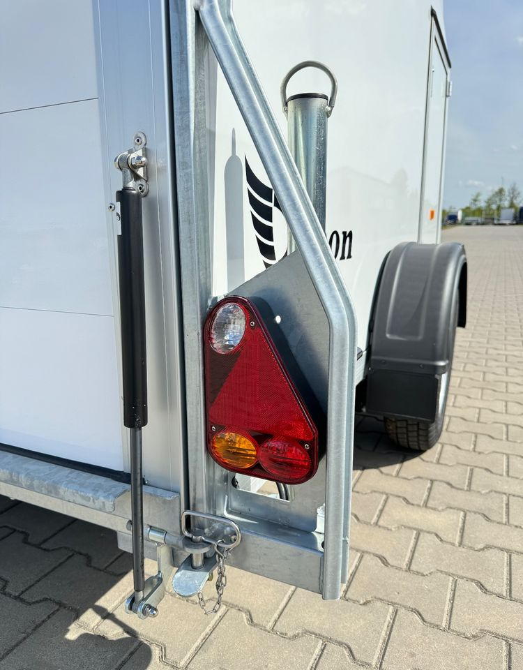 DEBON Debon Cargo 1300 + drzwi boczne | 300 x 150 x 170 cm / 750 - 1300 kg - 封闭厢式拖车:图5 DEBON Debon Cargo 1300 + drzwi boczne | 300 x 150 x 170 cm / 750 - 1300 kg - 封闭厢式拖车:图5