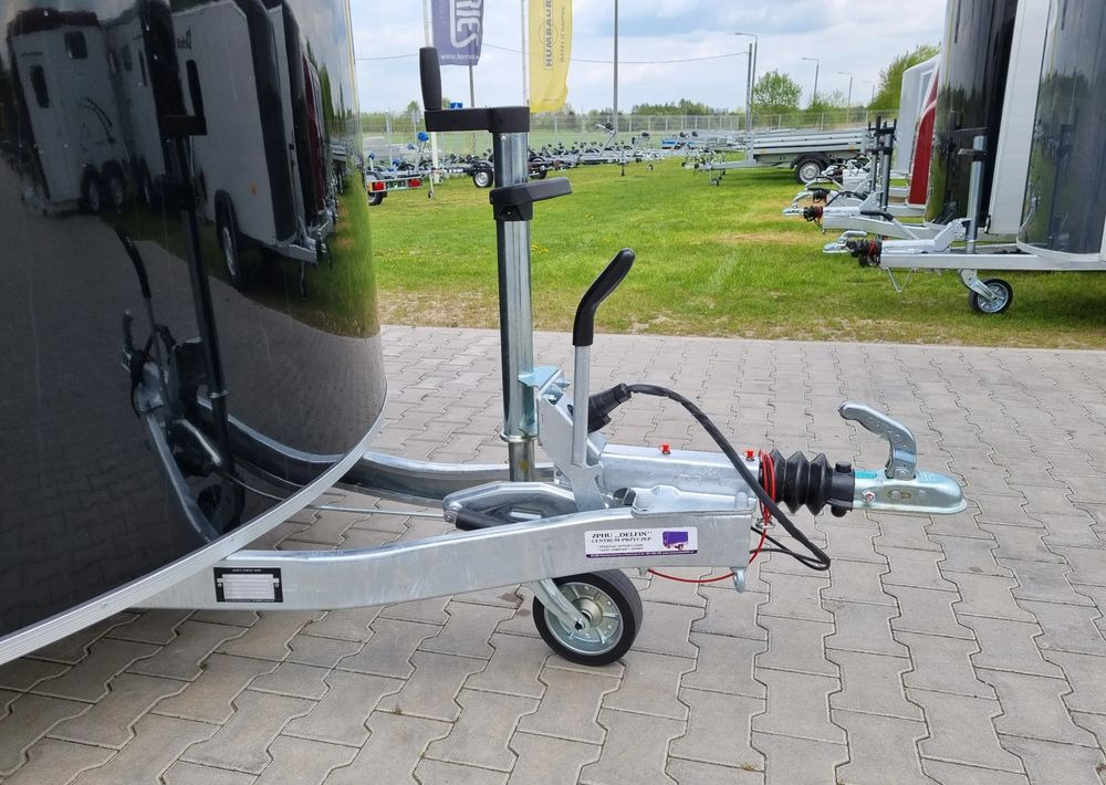 DEBON Furgon C500 ALU + drzwi boczne - 封闭厢式拖车:图4 DEBON Furgon C500 ALU + drzwi boczne - 封闭厢式拖车:图4