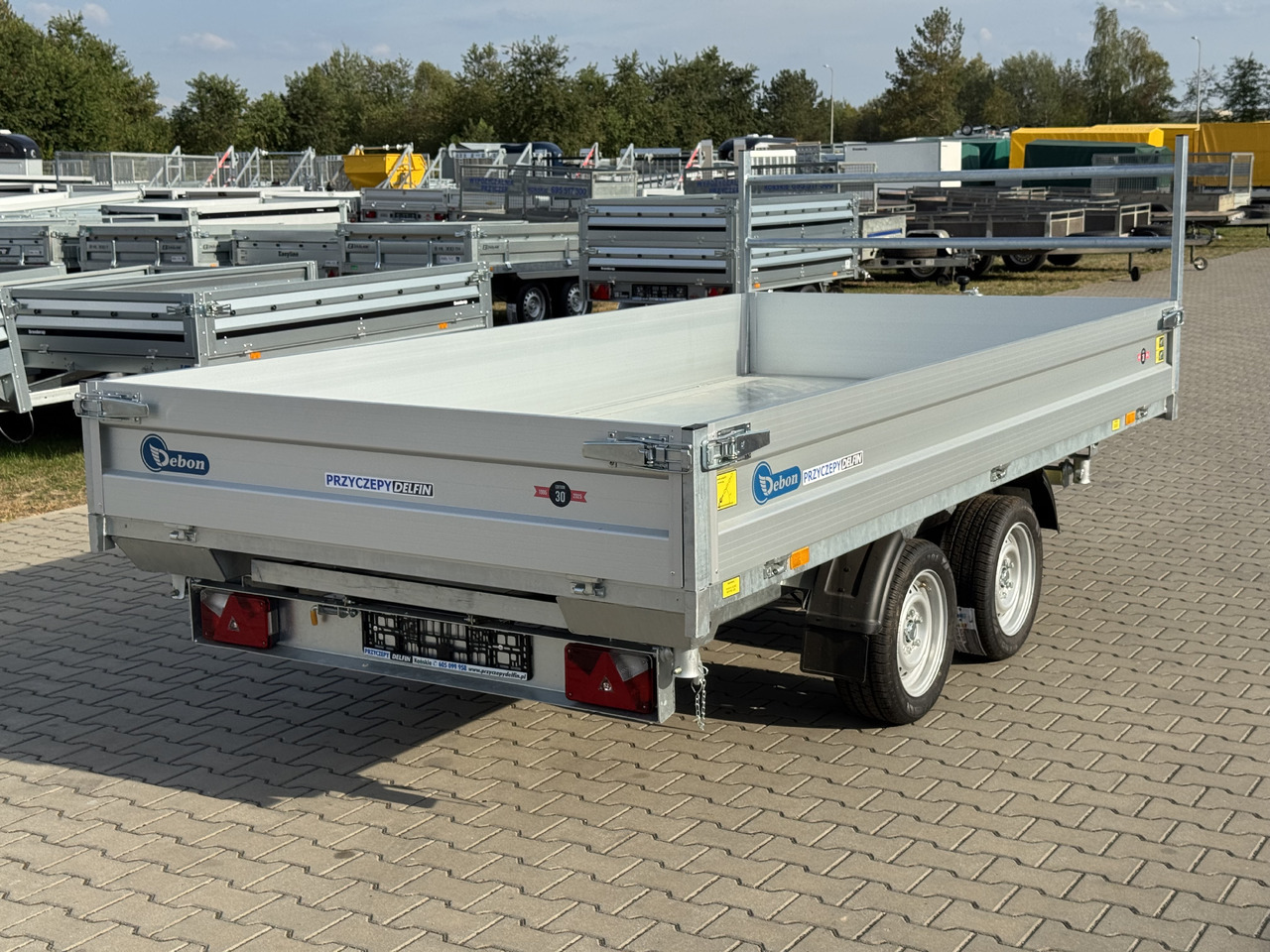 DEBON PW 3.6 Electric 360x180 cm 3.5T - 翻斗拖车:图4 DEBON PW 3.6 Electric 360x180 cm 3.5T - 翻斗拖车:图4