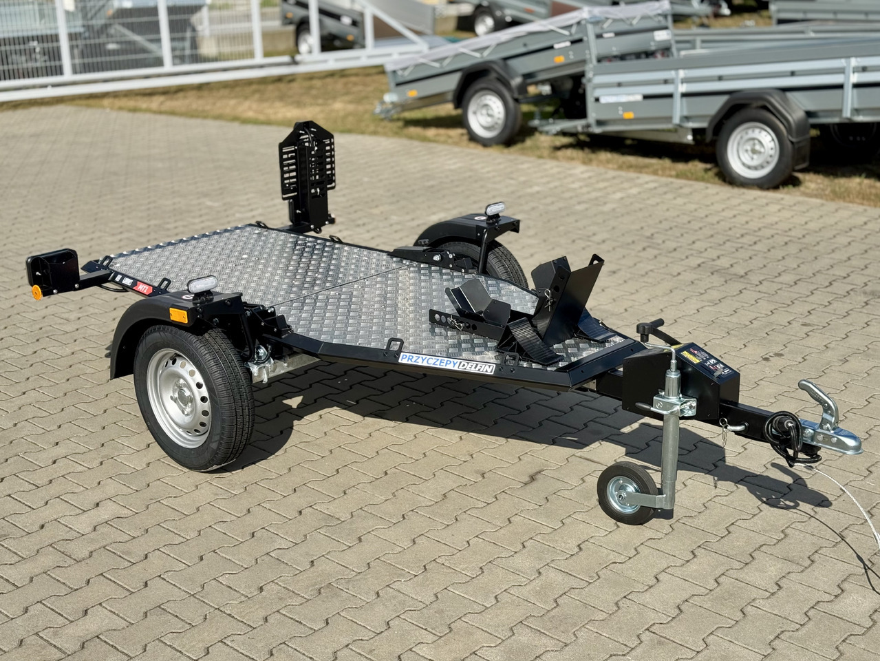 LORRIES MT-1 - przyczepa do przewozu 1 motocykla - 摩托车拖车:图3 LORRIES MT-1 - przyczepa do przewozu 1 motocykla - 摩托车拖车:图3