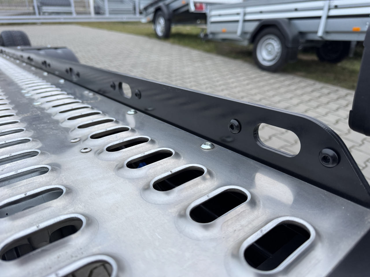 新的 自动转运拖车 Lorries PLAXX27-4520 – laweta aluminiowa 2,7T：图26