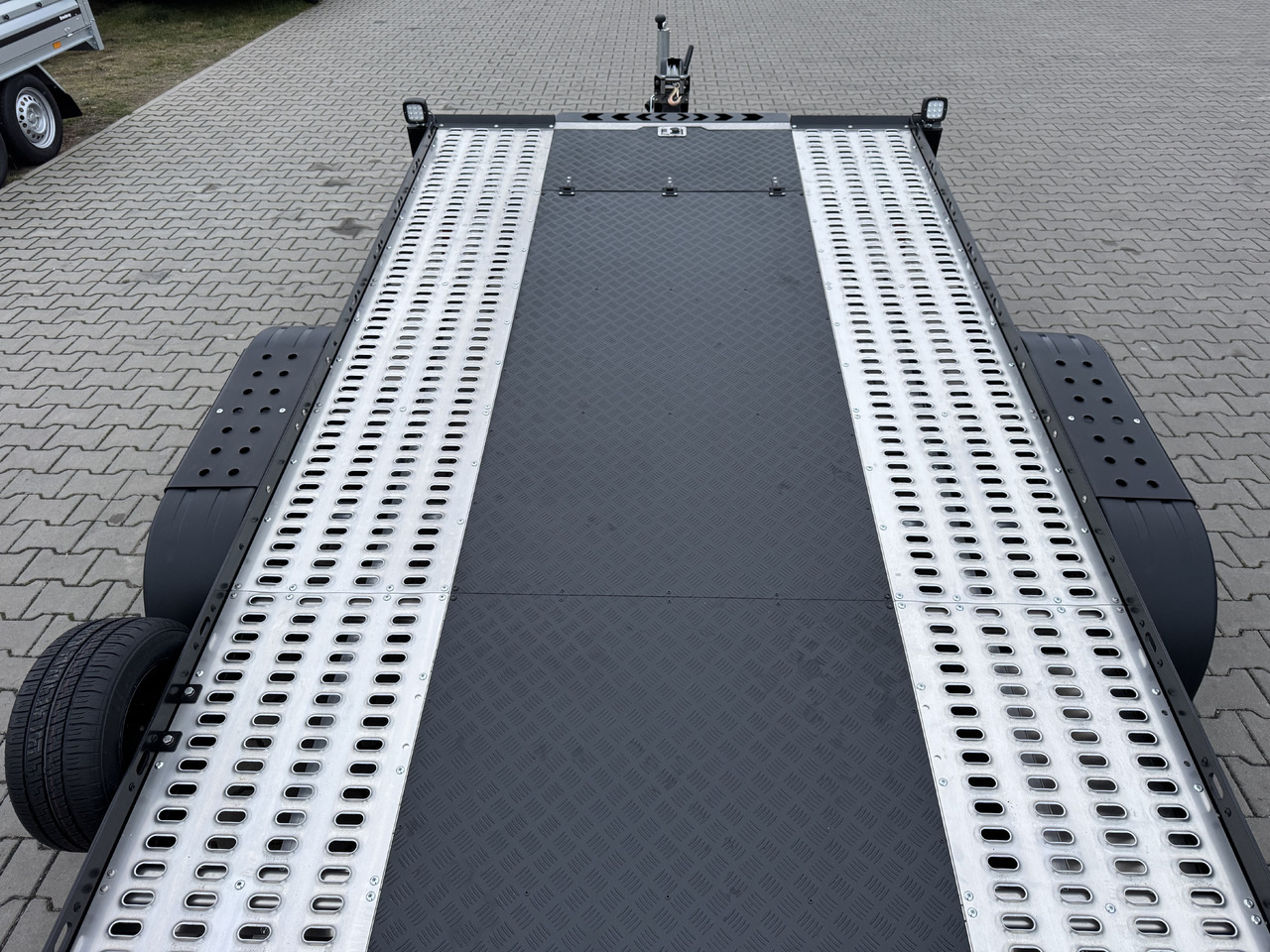 新的 自动转运拖车 Lorries PLAXX27-4520 – laweta aluminiowa 2,7T：图25