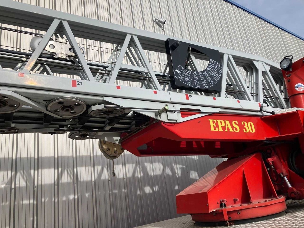 Drabina strażacka 30 m , IVECO Eurocargo Tector 130E24, Camiva EPAS 30 - 消防车:图4 Drabina strażacka 30 m , IVECO Eurocargo Tector 130E24, Camiva EPAS 30 - 消防车:图4