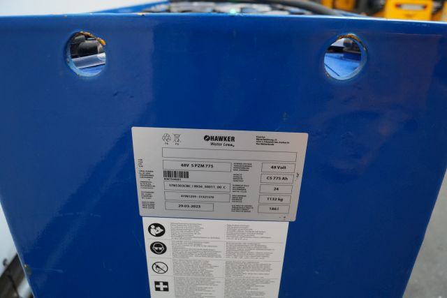 Hawker unknown | Battery 48V775Ah 48 5 PZMM775 Year 2023 weight 1132 kg sn. 8087 - 电池 适用于 材料装卸设备:图4 Hawker unknown | Battery 48V775Ah 48 5 PZMM775 Year 2023 weight 1132 kg sn. 8087 - 电池 适用于 材料装卸设备:图4