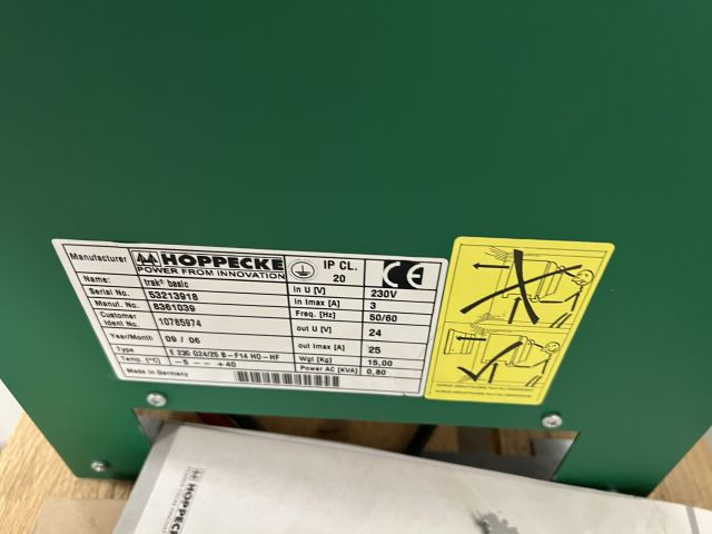 Hoppecke 8361039 | Trak Basic 24V25A sn. 53213918 Year 2009 80A Rema battery con Trak Basic 24V25A sn. 53213918 Year 2009 80A Rema battery connector - 电池 适用于 材料装卸设备:图2 Hoppecke 8361039 | Trak Basic 24V25A sn. 53213918 Year 2009 80A Rema battery con Trak Basic 24V25A sn. 53213918 Year 2009 80A Rema battery connector - 电池 适用于 材料装卸设备:图2
