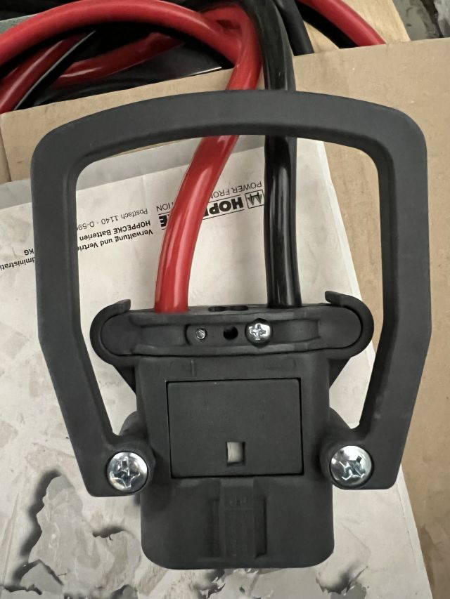 Hoppecke 8488827 | Trak Basic 24V25A sn. 53225727 Year 2011 80A Rema battery con Trak Basic 24V25A sn. 53225727 Year 2011 80A Rema battery connector - 电池 适用于 材料装卸设备:图3 Hoppecke 8488827 | Trak Basic 24V25A sn. 53225727 Year 2011 80A Rema battery con Trak Basic 24V25A sn. 53225727 Year 2011 80A Rema battery connector - 电池 适用于 材料装卸设备:图3
