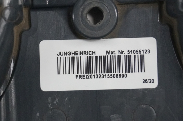 Jungheinrich 51055123 | back cover accelarator EJE EJD EJC sn FREI 2013231550690 - 车身和外部 适用于 材料装卸设备:图3 Jungheinrich 51055123 | back cover accelarator EJE EJD EJC sn FREI 2013231550690 - 车身和外部 适用于 材料装卸设备:图3