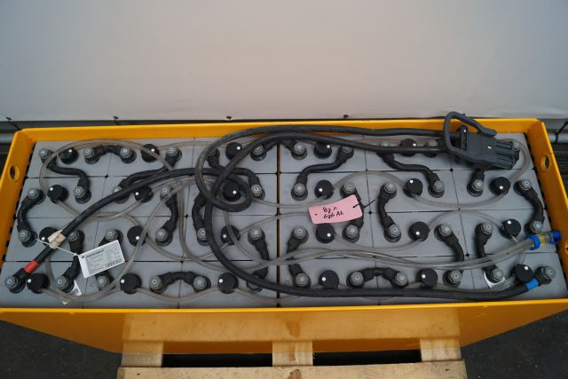 Jungheinrich unknown | Battery 48V775Ah 05-EPZS775SC Year 2024 weight 1135 kg sn - 电池 适用于 材料装卸设备:图3 Jungheinrich unknown | Battery 48V775Ah 05-EPZS775SC Year 2024 weight 1135 kg sn - 电池 适用于 材料装卸设备:图3