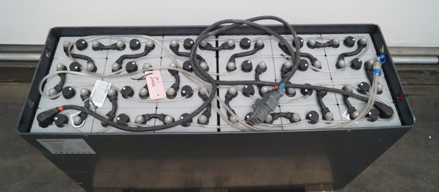 Jungheinrich unknown | Battery 48V775Ah 05-EPZS775SL Year 2022 weight 1141 kg sn - 电池 适用于 材料装卸设备:图3 Jungheinrich unknown | Battery 48V775Ah 05-EPZS775SL Year 2022 weight 1141 kg sn - 电池 适用于 材料装卸设备:图3