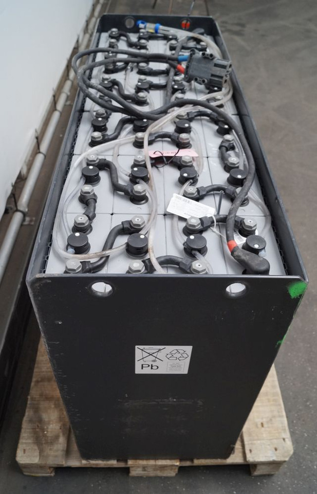 Jungheinrich unknown | Battery 48V775Ah 05-EPZS775SL Year 2022 weight 1141 kg sn - 电池 适用于 材料装卸设备:图2 Jungheinrich unknown | Battery 48V775Ah 05-EPZS775SL Year 2022 weight 1141 kg sn - 电池 适用于 材料装卸设备:图2