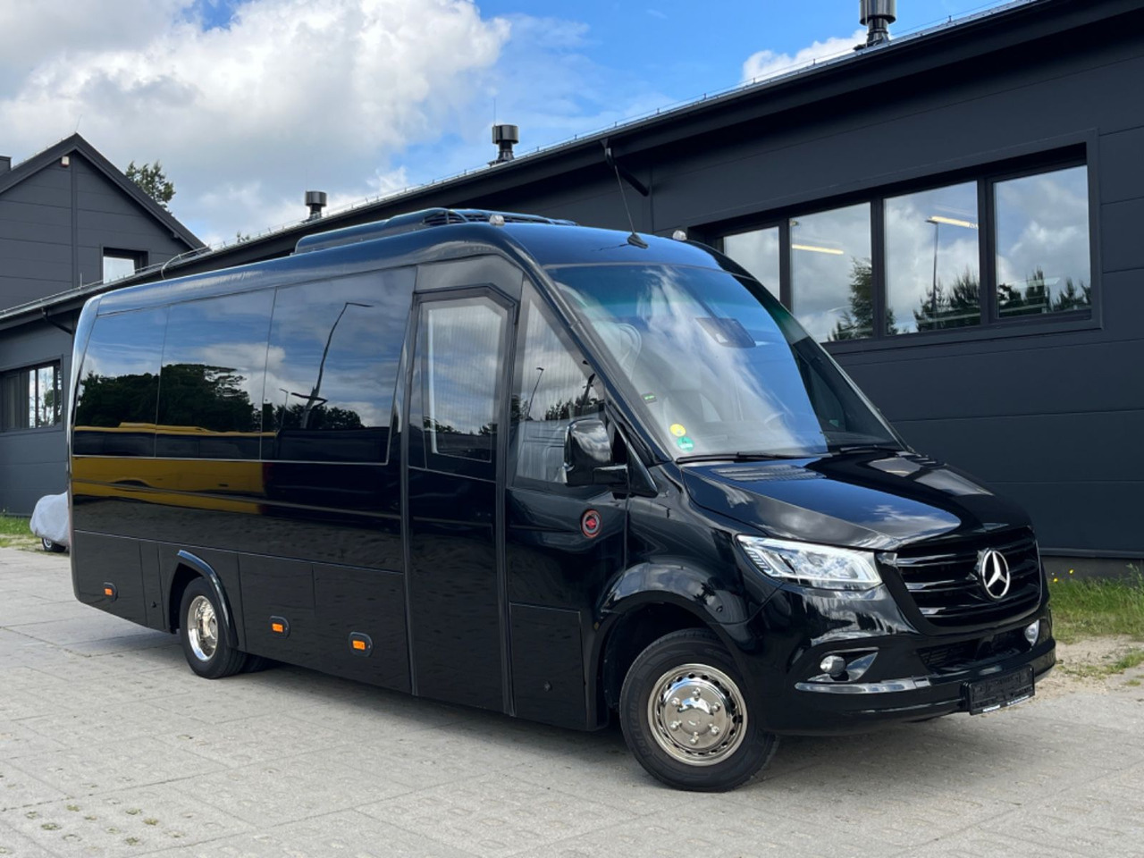 Mercedes-Benz Sprinter 519 HIGH DECK/ 3.0 V6 / LUXURY Bus - 长途客车:图2 Mercedes-Benz Sprinter 519 HIGH DECK/ 3.0 V6 / LUXURY Bus - 长途客车:图2