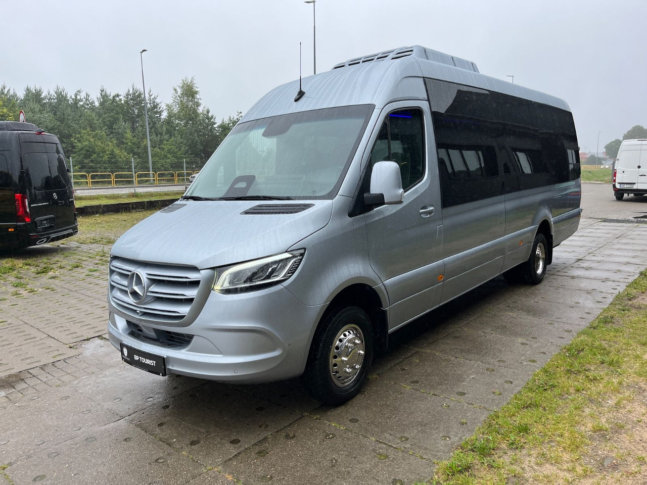 Mercedes-Benz Sprinter 519 TRANSFER XL / 22+1+1 / ON STOCK!!! Mercedes-Benz Sprinter 519 TOURIST XL / 21 to 24 Seats /NEW! - 小型巴士, 小型客车:图2 Mercedes-Benz Sprinter 519 TRANSFER XL / 22+1+1 / ON STOCK!!! Mercedes-Benz Sprinter 519 TOURIST XL / 21 to 24 Seats /NEW! - 小型巴士, 小型客车:图2