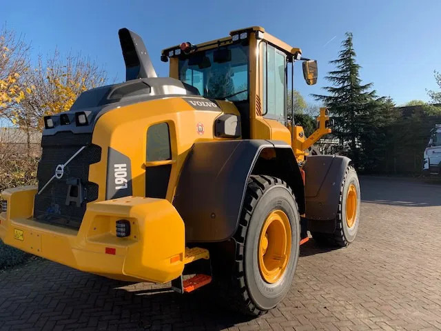 Volvo L90 H2 2025 Michelin 650/65 - 轮式装载机:图4 Volvo L90 H2 2025 Michelin 650/65 - 轮式装载机:图4