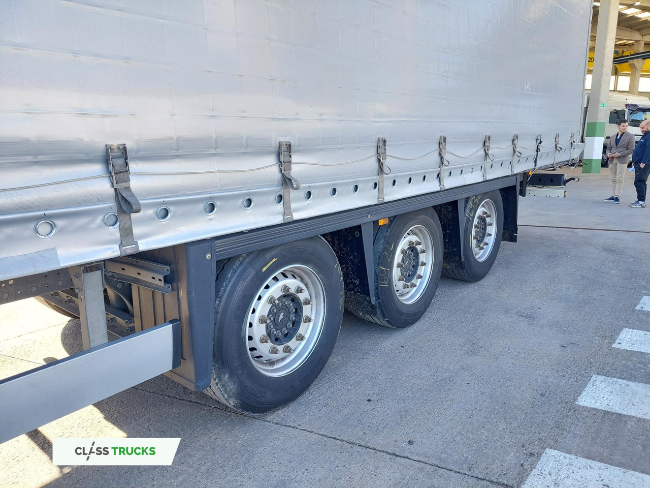 Schmitz Cargobull SCS24/L Varios - 侧帘半拖车:图4 Schmitz Cargobull SCS24/L Varios - 侧帘半拖车:图4