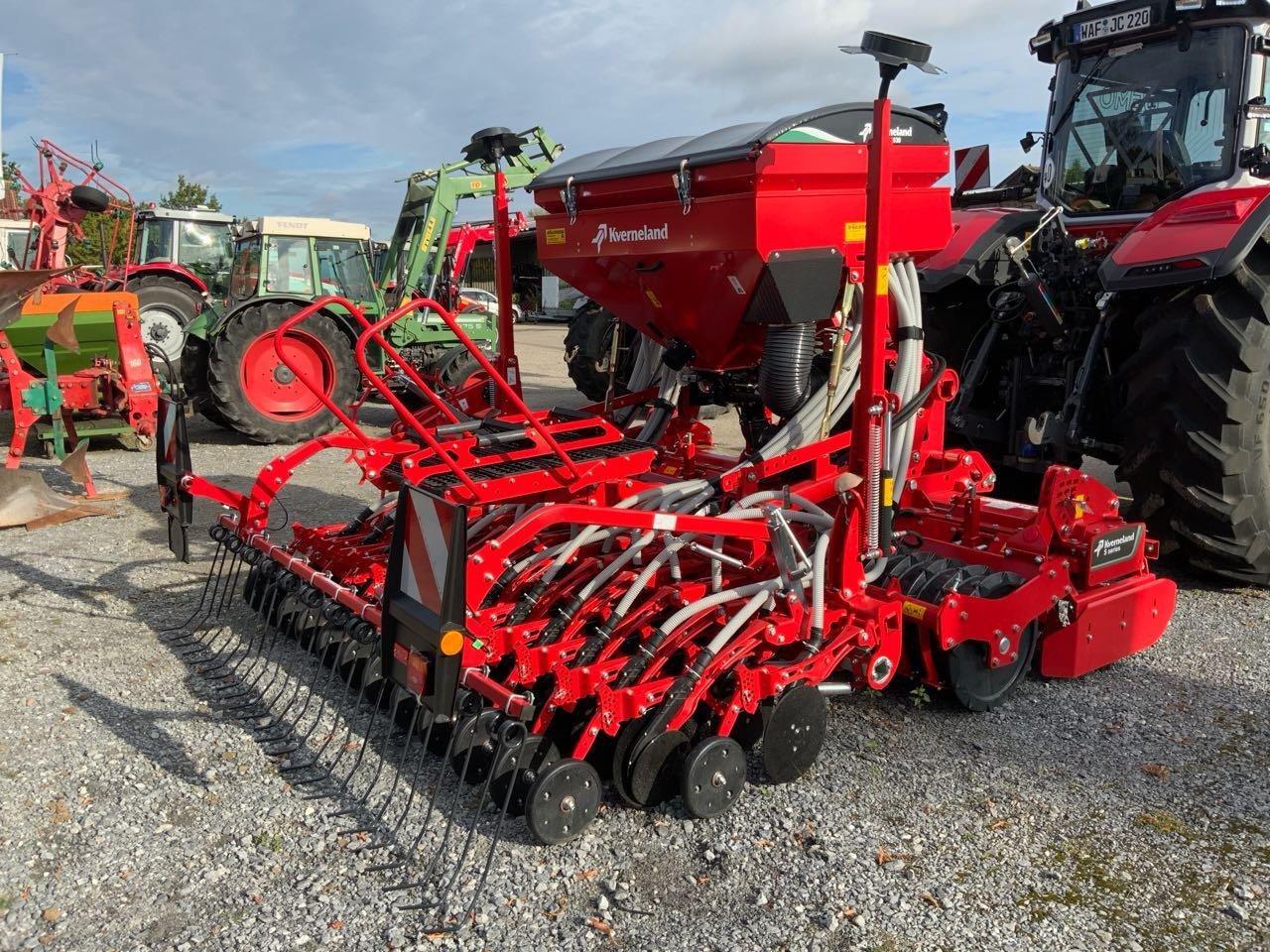 Kverneland SATERRA - 条播机:图1 Kverneland SATERRA - 条播机:图1