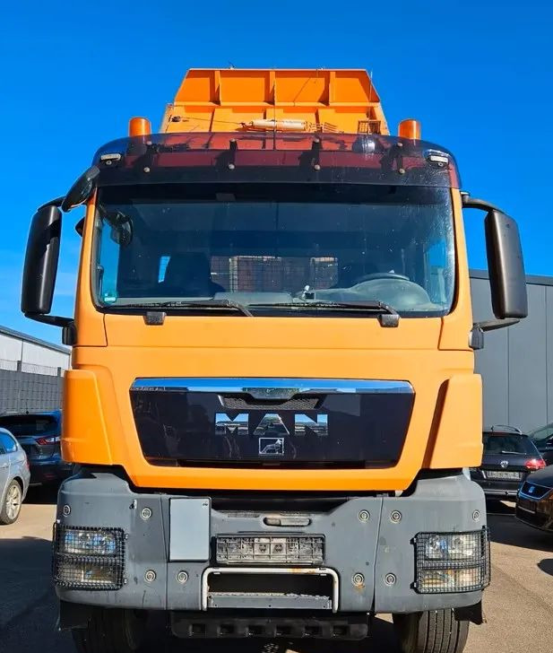 MAN TGS 26.480 6x4 WYWROTKA 3-STRONNA | AUTOMAT | EURO 5 | PRZEBIEG 310 000km! - 翻斗车:图5 MAN TGS 26.480 6x4 WYWROTKA 3-STRONNA | AUTOMAT | EURO 5 | PRZEBIEG 310 000km! - 翻斗车:图5